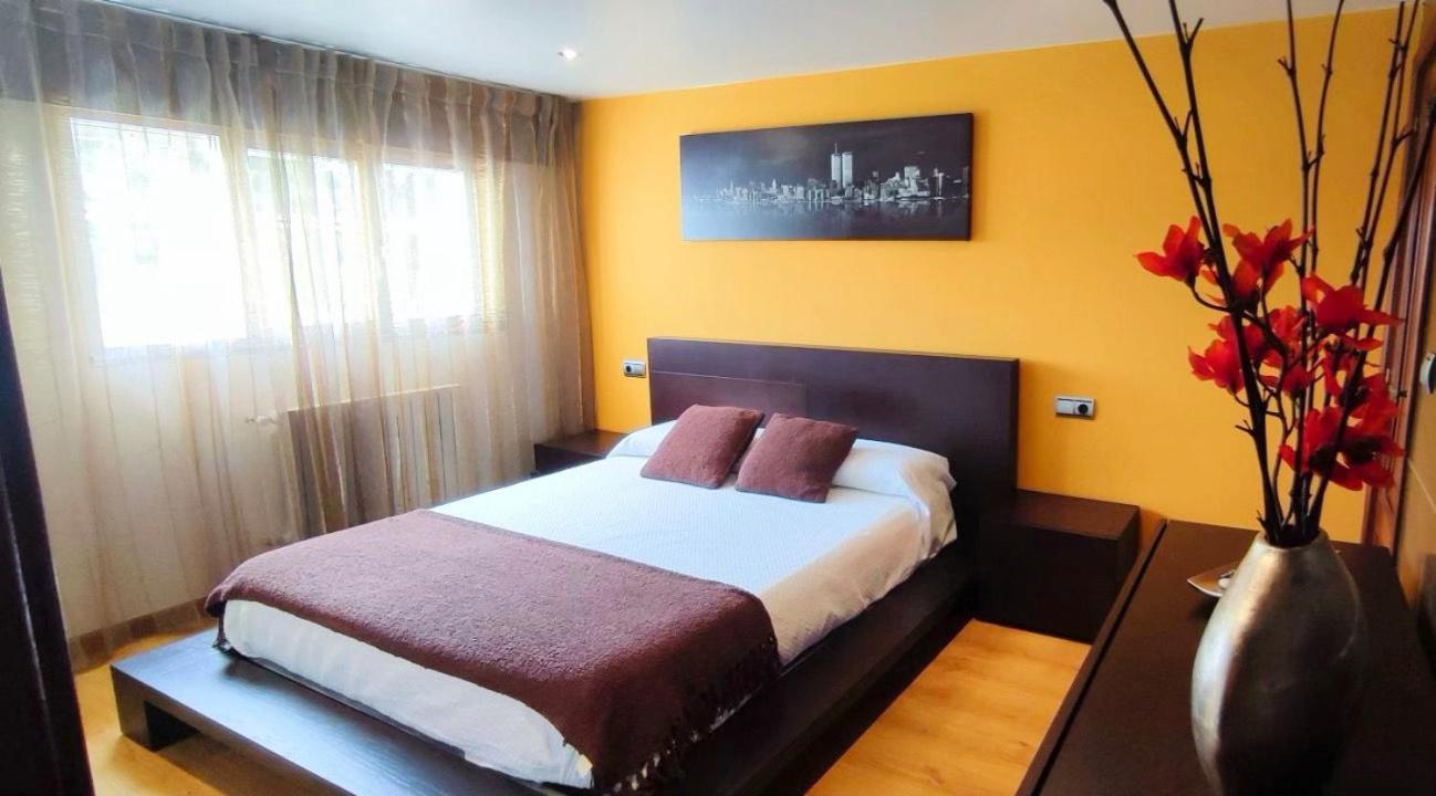 Acogedor Atico Cerca Del Mar By Bebalmy Apartment O Grove Exterior foto